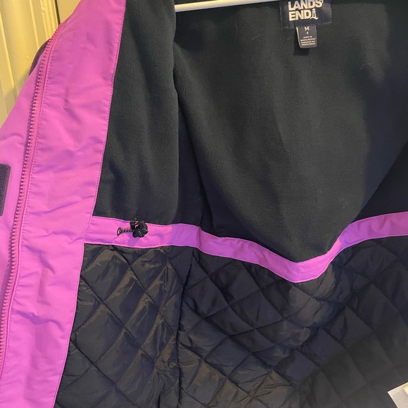 Lands End Kids Squall Waterproof Insulated Winter Parka w/ Grow-A-Long Sleeves - Picture 7 of 10